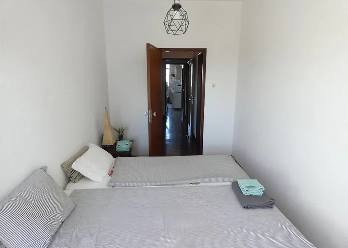 Grandmotherhouse 2-7 Pax