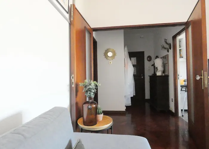 Grandmotherhouse 2-7 Pax Oporto